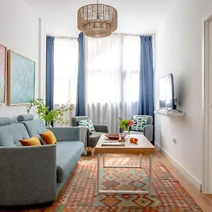 https://magno-apartments-jardines-de-meca.es-andalucia.com